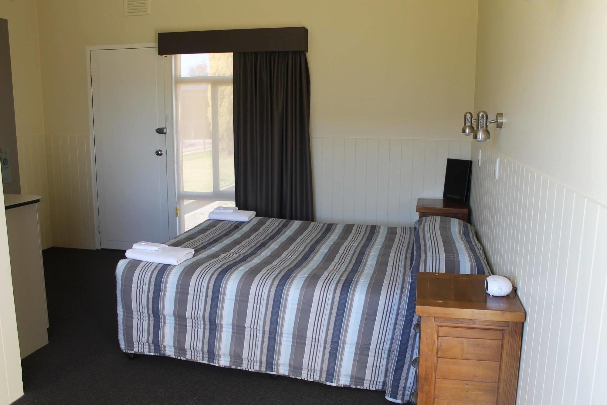 Mountain View Motel Corryong Exterior foto